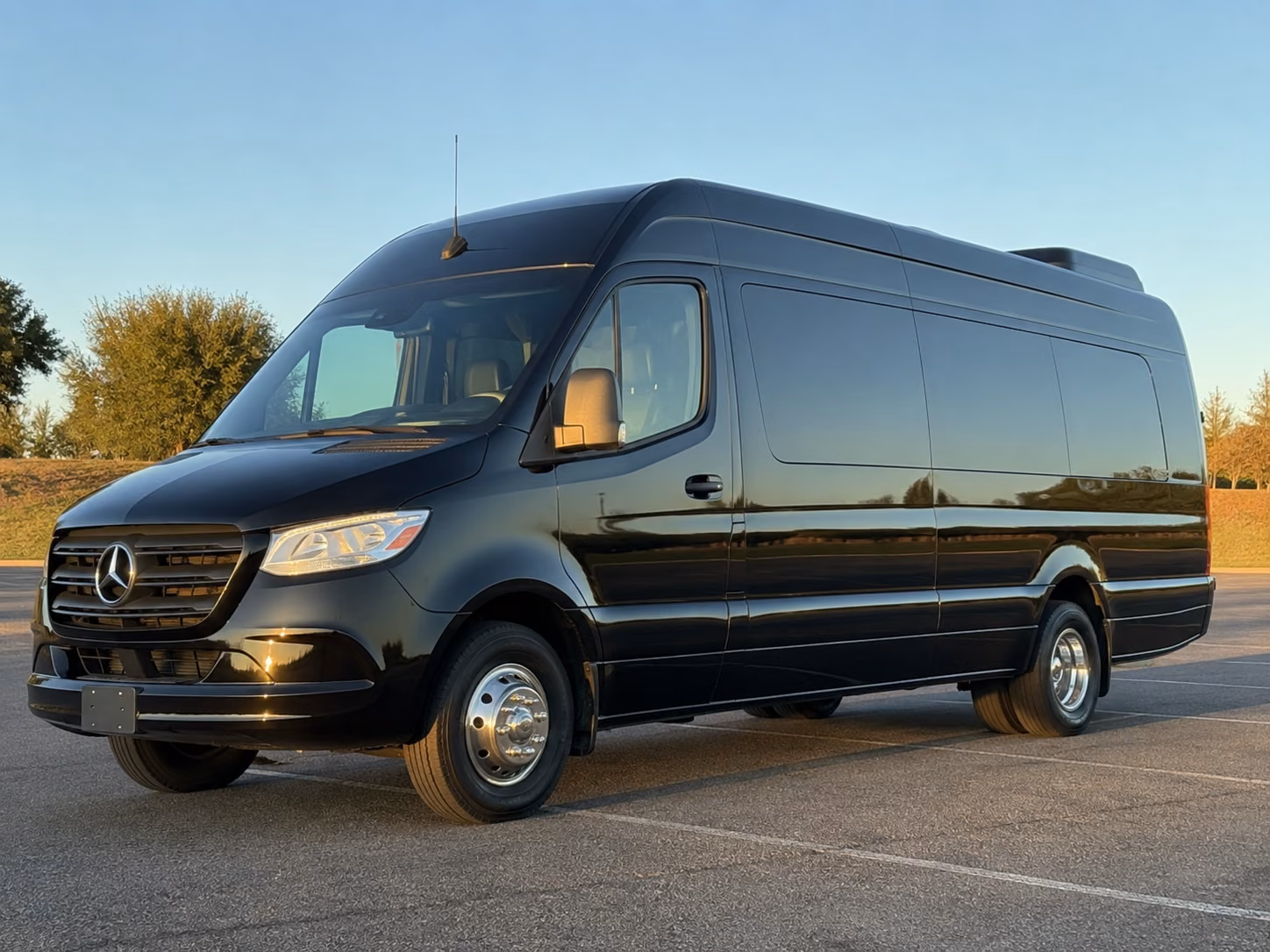 8 passenger sprinter van