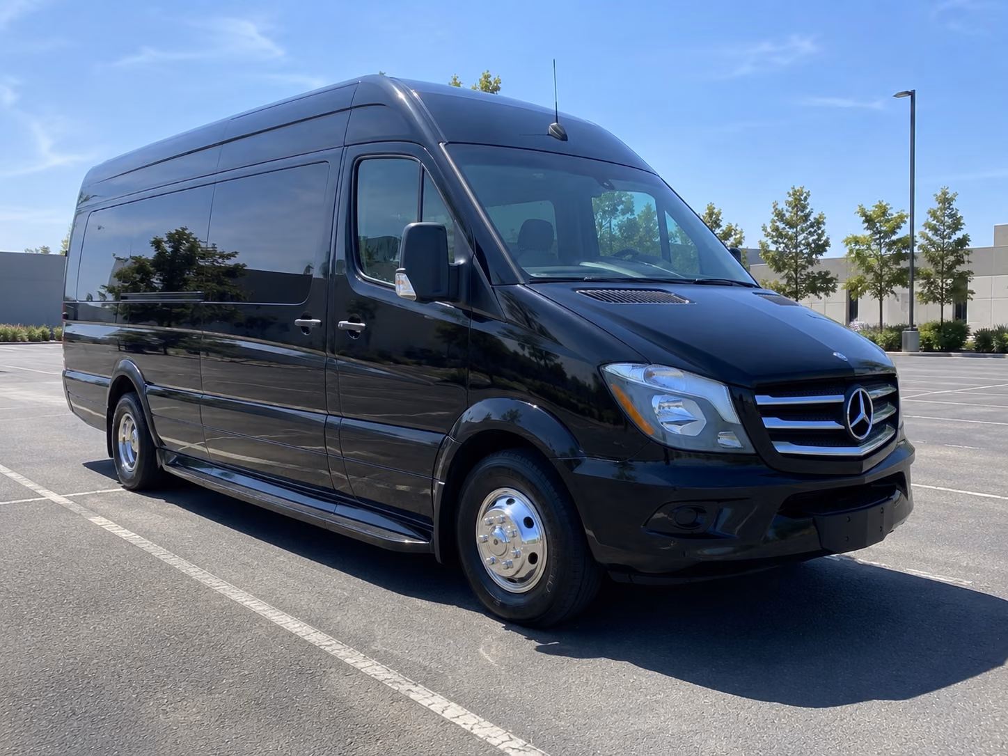 columbia 18 passenger sprinter van