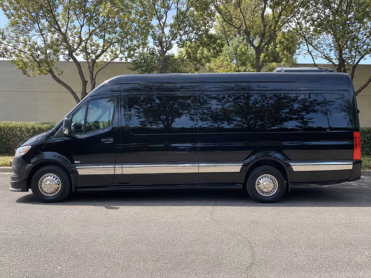 columbia corporate sprinter van service