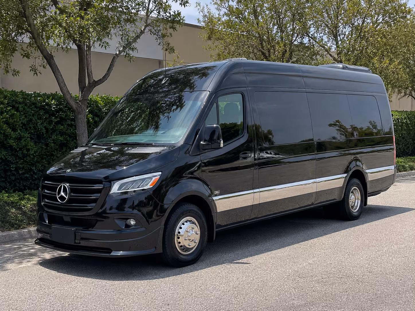 find the perfect transportation for your next prom 4