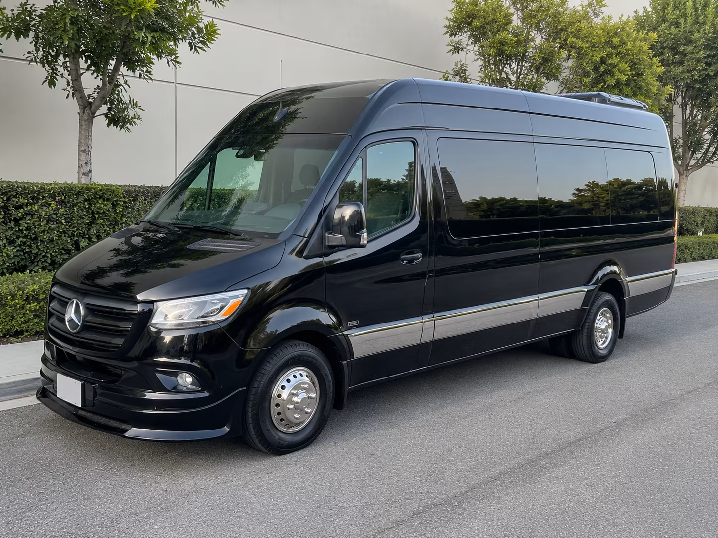 find the perfect transportation for your next wedding 5
